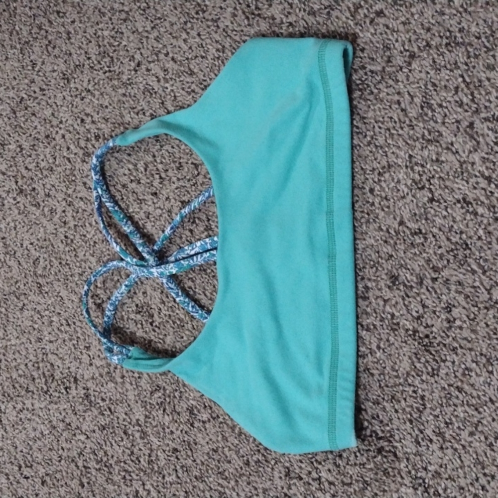 small American Eagle sports bra